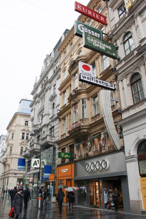 Opera Am Operneck Self Check In Viena Exterior foto